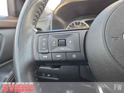 Used 2023 Nissan Rogue SL w/ SL Premium Package AWD/4WD image 17