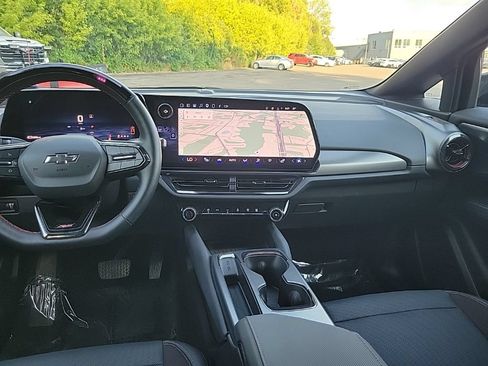 Used 2024 Chevrolet Equinox EV RS AWD/4WD image 37
