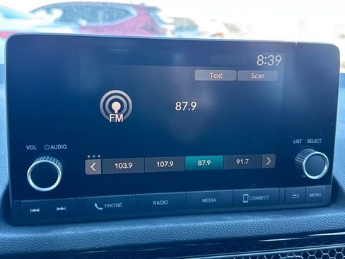 Used 2023 Honda Civic Sport image 9