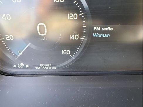 Used 2019 Volvo XC90 T6 Momentum w/ Advanced Package AWD/4WD image 36