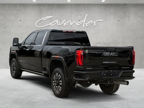 Used 2024 GMC Sierra 3500 Denali Ultimate AWD/4WD image 14