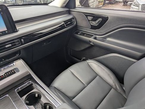 New 2026 Lincoln Aviator 2WD w/ Jet Appearance Package image 16