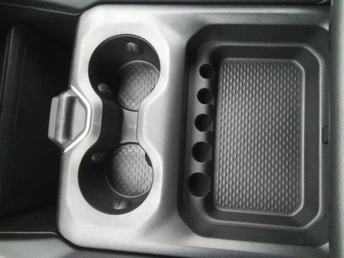 New 2026 RAM 1500 Express image 17