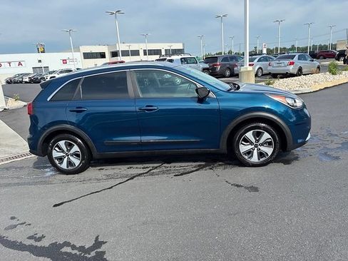 Used 2019 Kia Niro LX FWD image 5