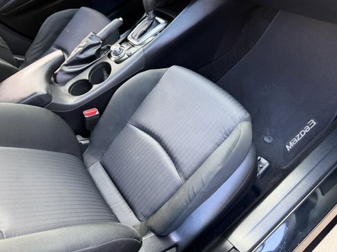 Used 2015 MAZDA MAZDA3 i Sport image 11