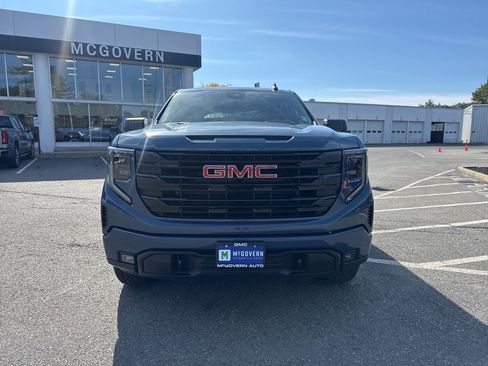 New 2026 GMC Sierra 1500 Elevation image 9