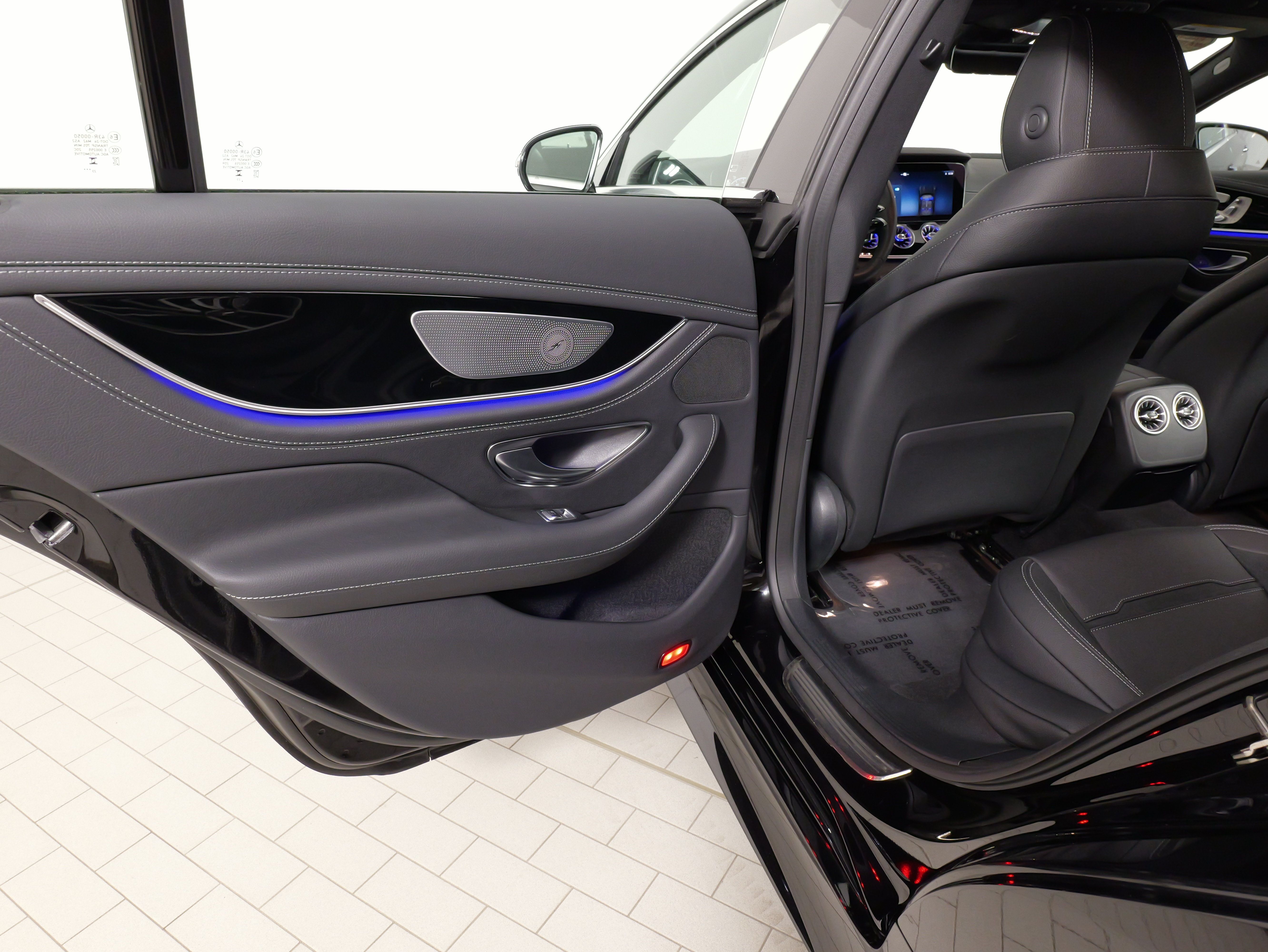 Used 2024 Mercedes-Benz AMG GT 43 image 35
