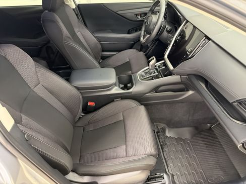 Used 2025 Subaru Outback Premium w/ Popular Package #1 AWD/4WD image 28