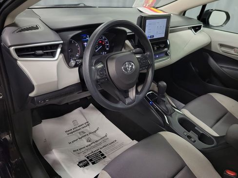 Used 2023 Toyota Corolla LE FWD image 14