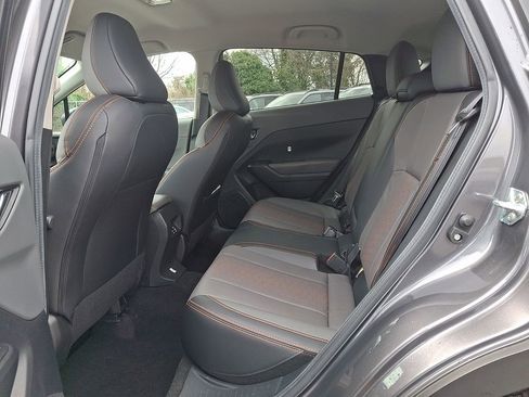 Used 2024 Subaru Crosstrek 2.5i Limited AWD/4WD image 10