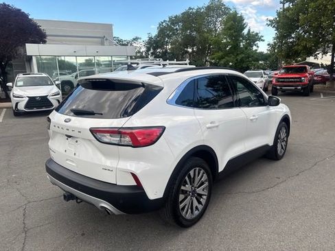 Used 2020 Ford Escape Titanium AWD/4WD image 9