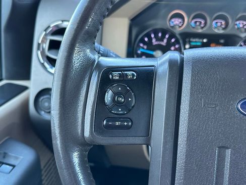 Used 2011 Ford F250 Lariat image 27