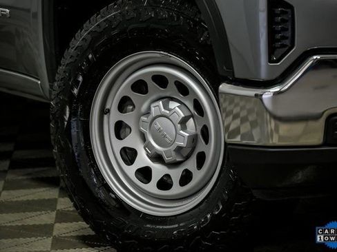 Certified 2025 GMC Sierra 1500 Pro w/ Pro Value Package image 3