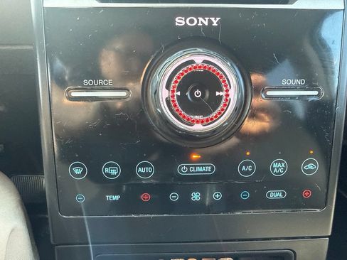 Used 2018 Ford Flex Limited w/ Equipment Group 301A AWD/4WD image 12