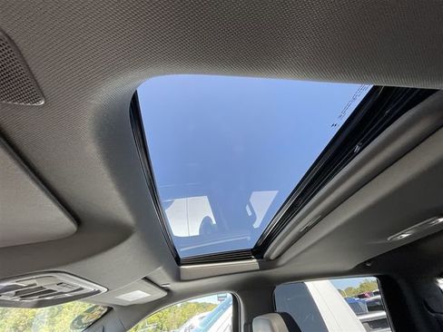 Used 2024 Chevrolet Silverado 1500 LTZ w/ LTZ Premium Package image 21