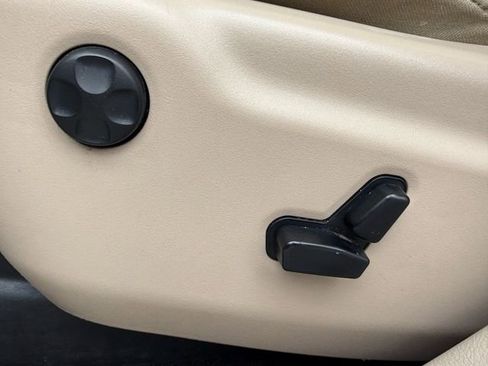 Used 2015 Jeep Grand Cherokee Limited image 22