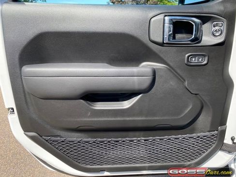 New 2025 Jeep Gladiator Sport image 23