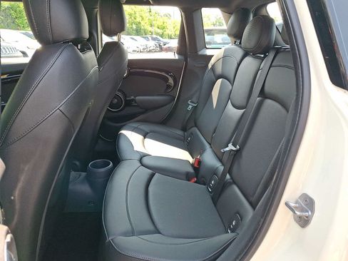Used 2015 MINI Cooper S FWD image 8
