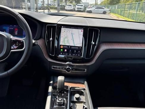 Used 2024 Volvo XC60 B5 Plus w/ Protection Package Premier AWD/4WD image 7