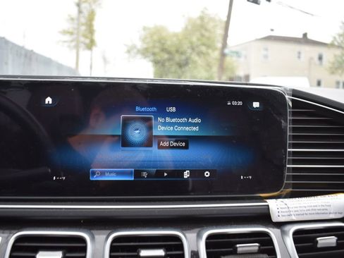 Used 2022 Mercedes-Benz GLS 450 4MATIC image 16
