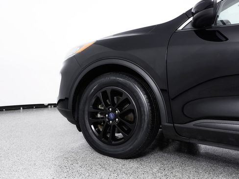 Used 2020 Ford Escape SE FWD image 6
