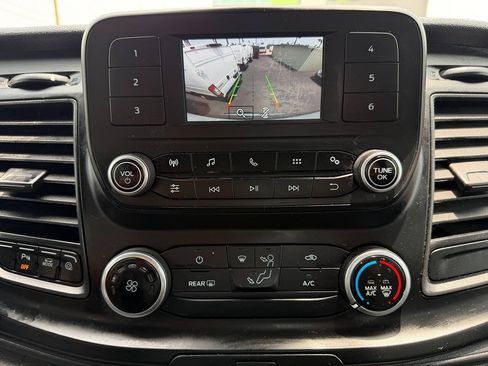 Used 2021 Ford Transit 350 XLT RWD image 9