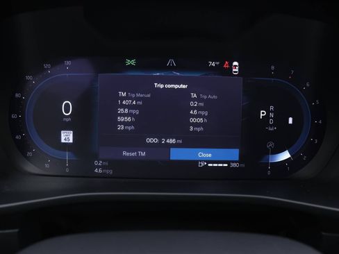 Used 2025 Volvo XC40 B5 Ultra w/ Protection Package Premier image 25