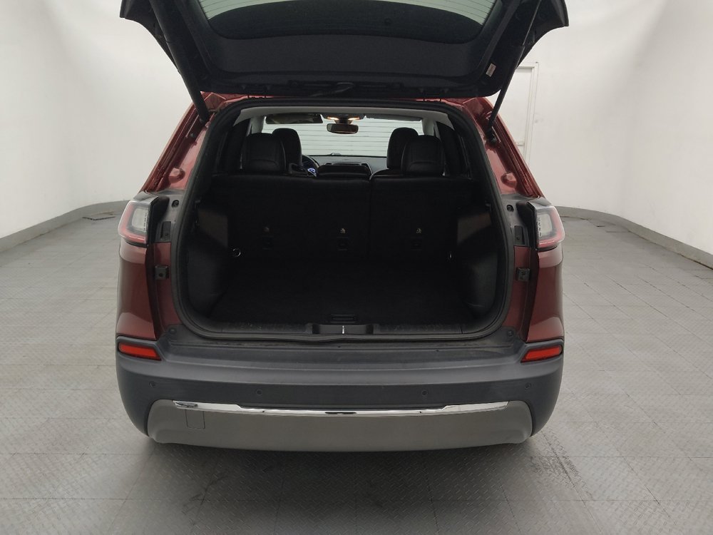 Used 2019 Jeep Cherokee Limited FWD image 29