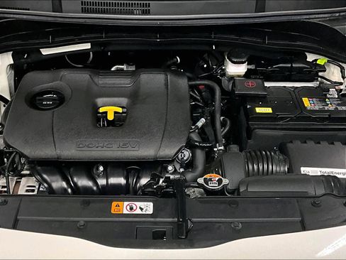 Used 2024 Kia Soul LX w/ Option Group 015 image 28