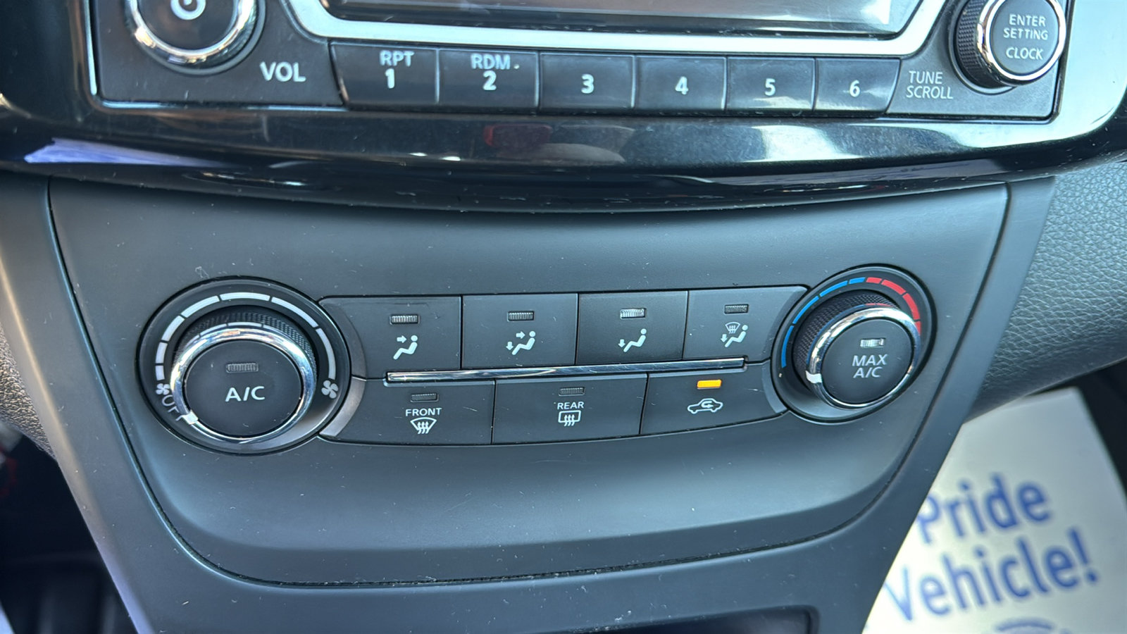 Used 2017 Nissan Sentra SV FWD image 15