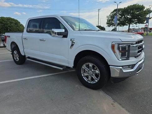 Used 2022 Ford F150 Lariat w/ Equipment Group 502A High AWD/4WD image 8