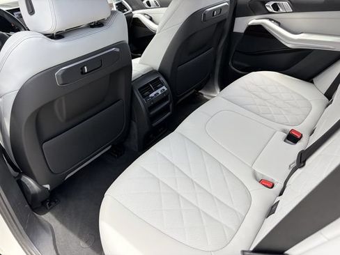 Certified 2024 BMW X5 xDrive40i AWD/4WD image 19