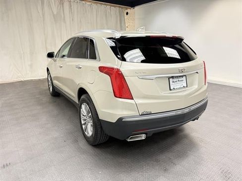 Used 2017 Cadillac XT5 Luxury image 3