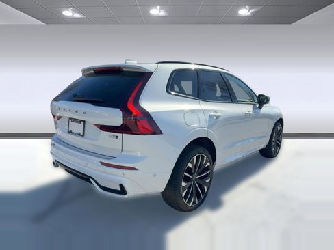New 2026 Volvo XC60 B5 Ultra w/ Protection Package Premier image 9