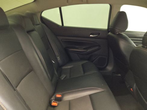 Used 2021 Nissan Altima 2.5 SR FWD image 19