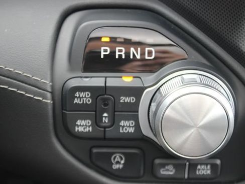 Used 2025 RAM 1500 Limited w/ Off Road Group image 12