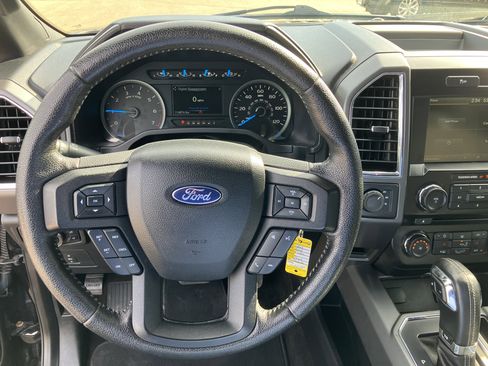 Used 2015 Ford F150 XLT w/ Equipment Group 302A Luxury image 11