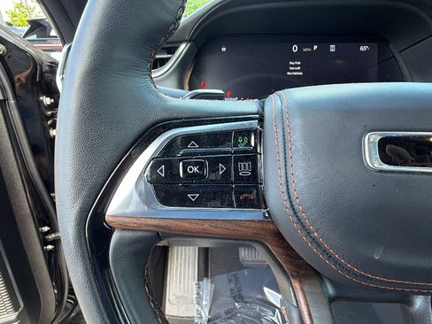 Used 2024 Jeep Grand Cherokee Summit AWD/4WD image 28