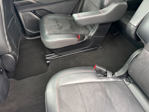 Used 2025 Ford Explorer ST w/ Sun And Sound Package image 21