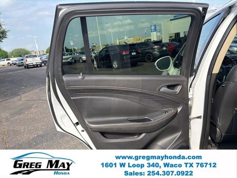Used 2017 Buick Envision Essence w/ LPO, Hit The Road Package FWD image 26