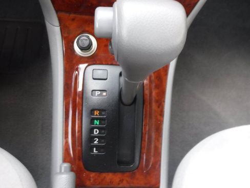 Used 2006 Toyota Corolla LE FWD image 36