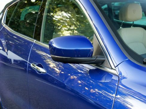 Used 2022 Maserati Levante GT image 10