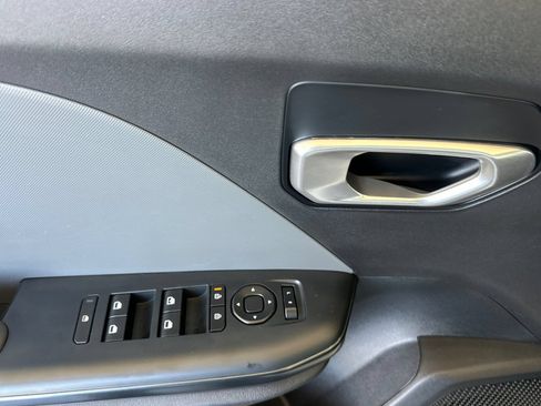 Used 2025 Kia K4 FWD image 11