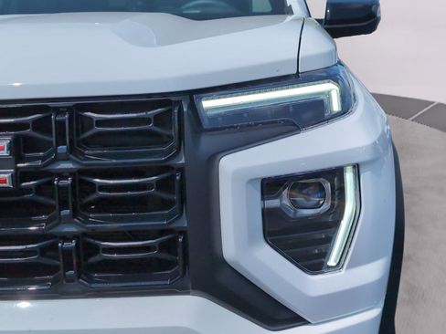 New 2026 GMC Canyon Elevation w/ Convenience Package RWD image 35