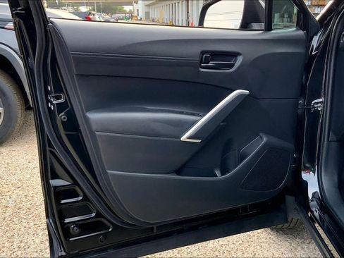 Used 2023 Toyota Corolla Cross S image 21