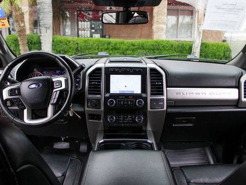 Used 2020 Ford F250 Lariat w/ Lariat Value Package image 26