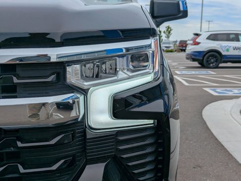 Used 2025 Chevrolet Silverado 1500 LT AWD/4WD image 44