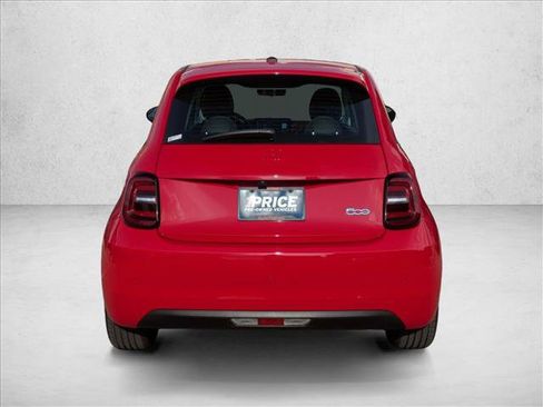 Used 2024 FIAT 500 e (RED) FWD image 7