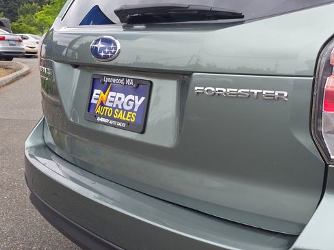 Used 2018 Subaru Forester 2.5i Premium AWD/4WD image 13