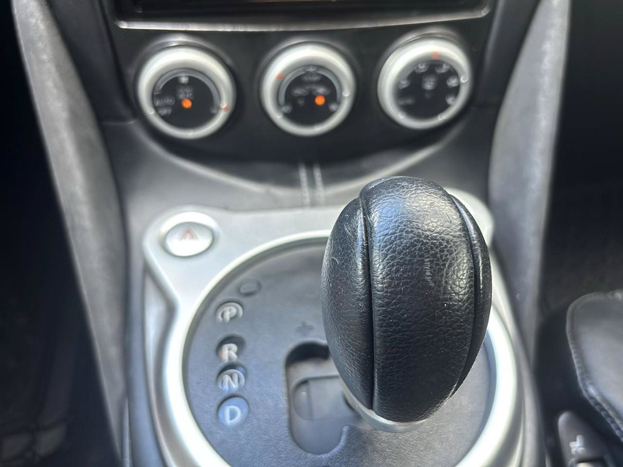 Used 2013 Nissan 370Z Touring w/ Sport Pkg RWD image 16